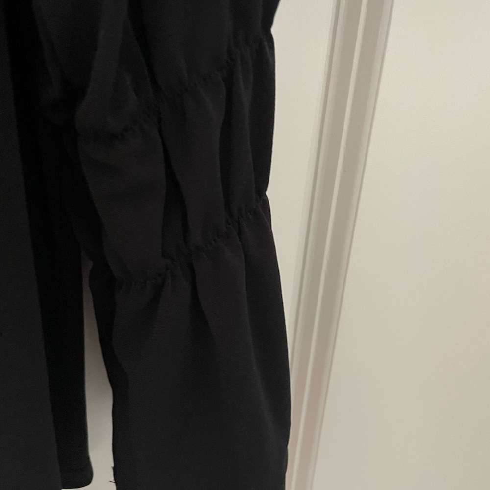 New Chico’s top with details on back and sleeves. - Picture 3 of 6